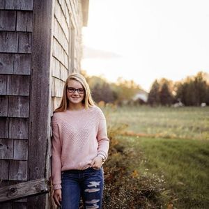 Meet your Posher, Emma